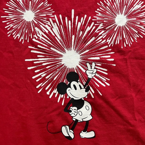 Disney & AE XL Super Comy T-shirt - Picture 2 of 4